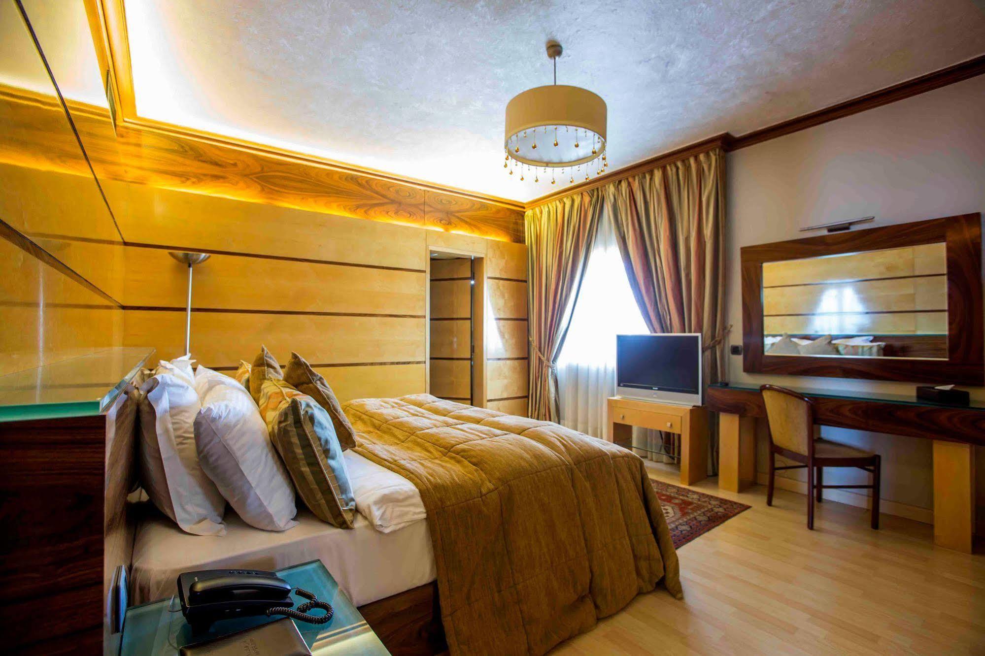 Lahoya Suites 베이루트 외부 사진